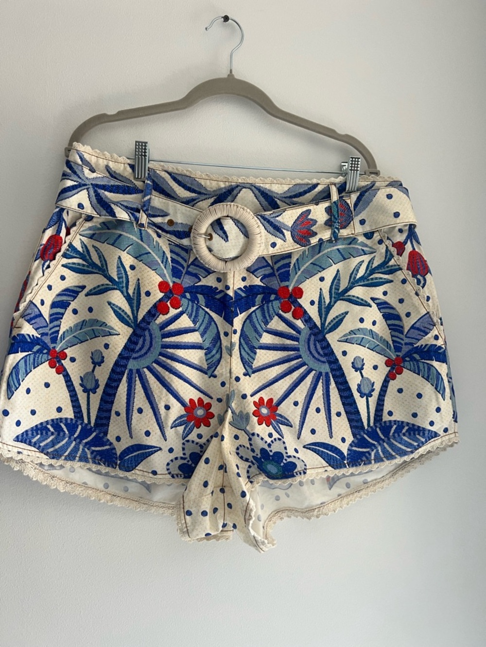 Farm rio Embroidered Palm Print High-Waist Women's Shorts - Blue & Red on Cream